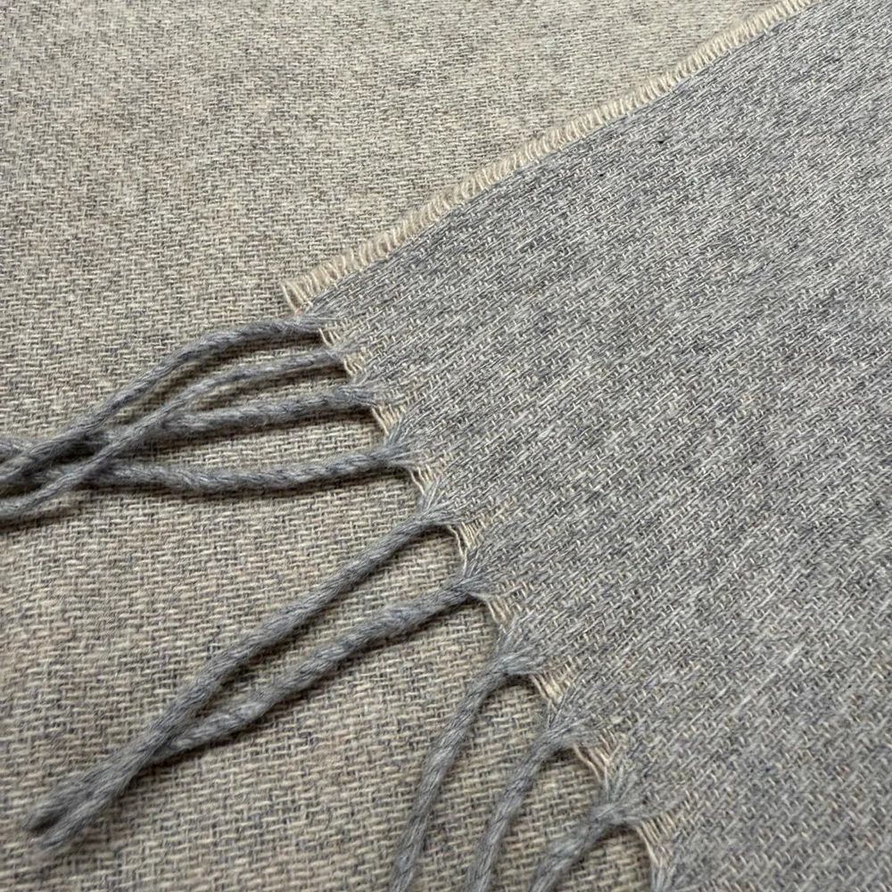 Plaid 100 % Cashmere - Grey & Beige Plaid 100 % Cashmere - Grey & Beige