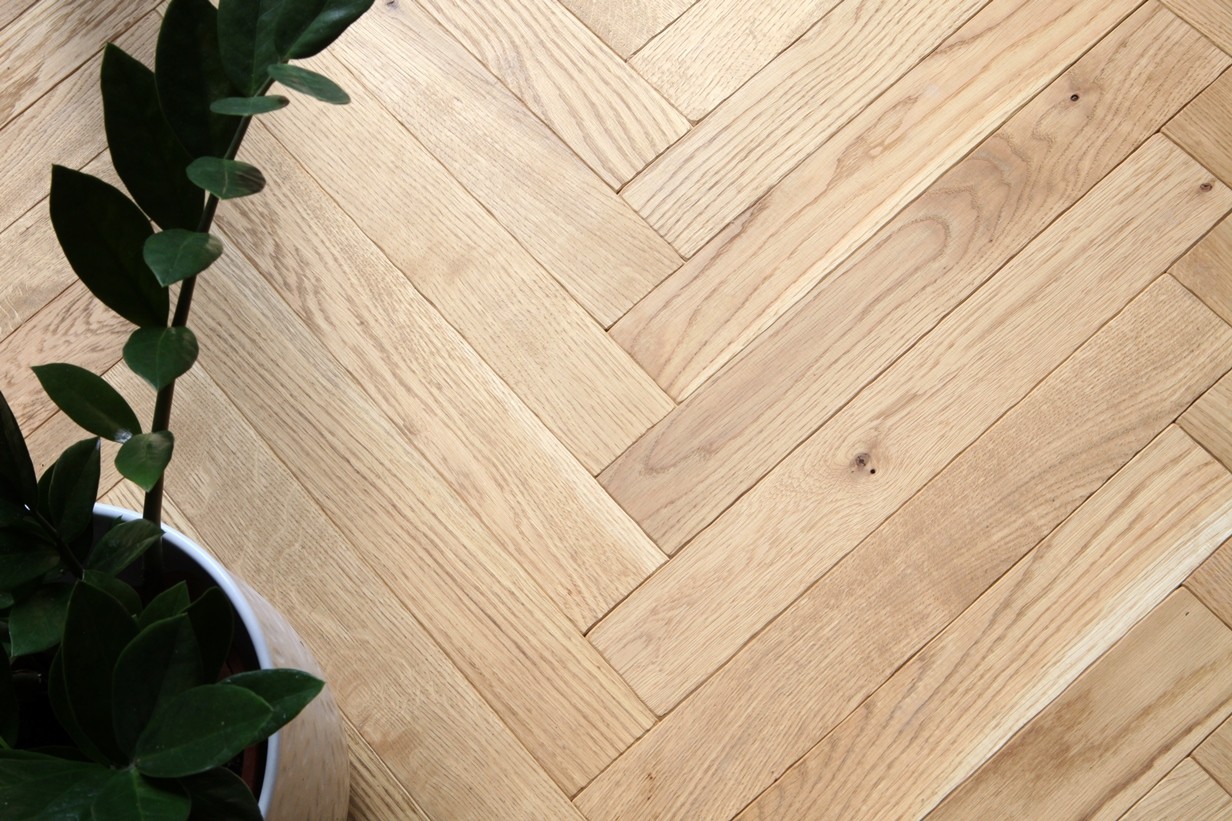 Fischgrät Eiche Antik Golden Horse Fischgrätparkett Eiche antik verlegt