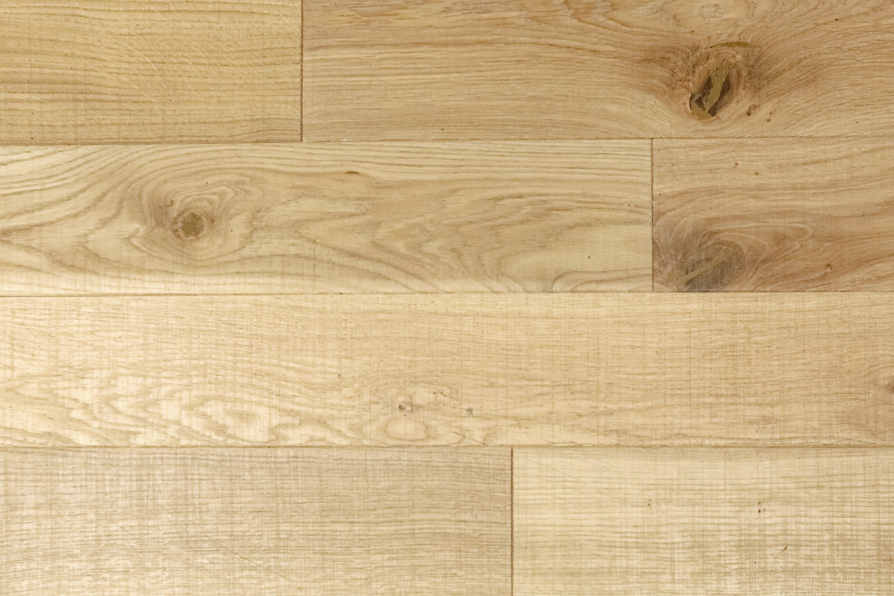 Massivholzdielen Eiche Clear White Sägerau im "SkyAngle"-Gebäude Kurzdielen Eichendielen