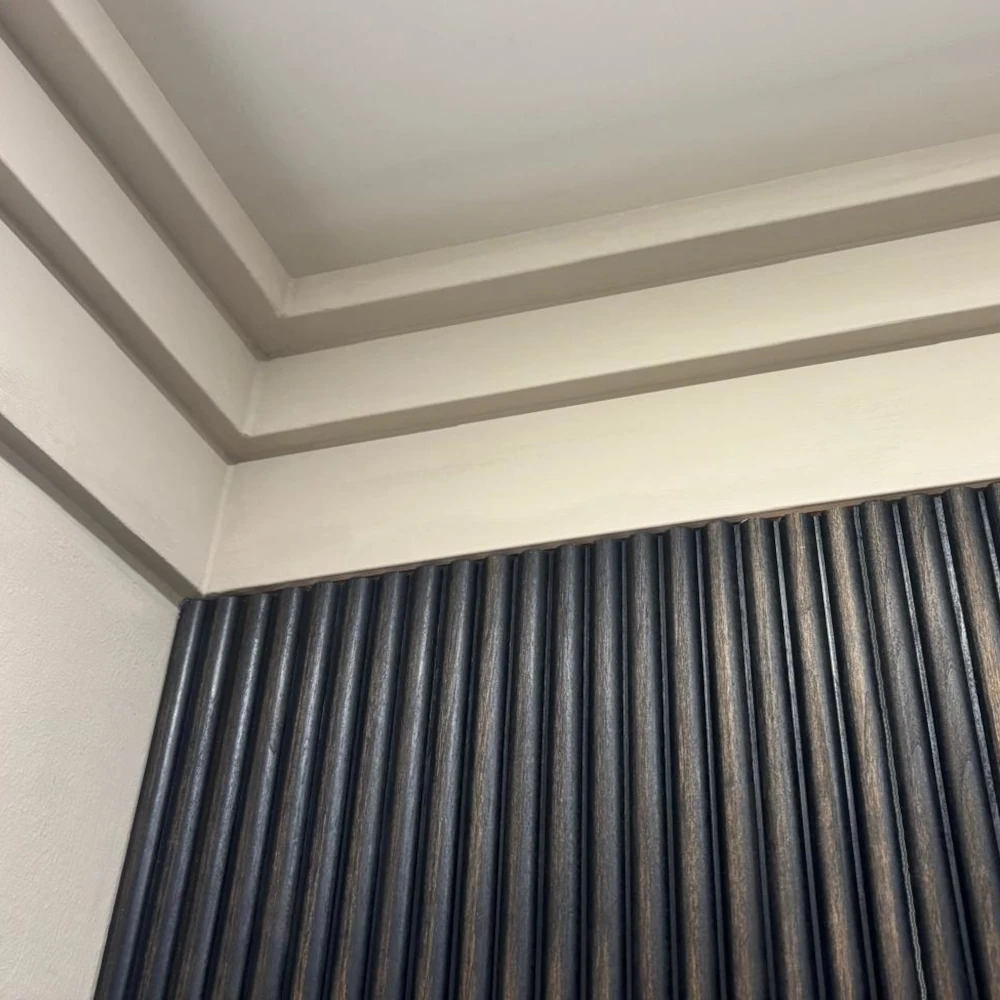 Wandpaneel Massivholz Wave, Farbton Wheathered Bronze