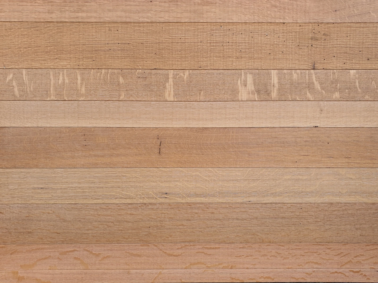 Barrique Massivdielen (Weinfassproduktion), Rohholz-Effekt Riftware Sägerau