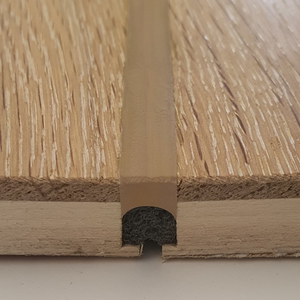 Heson Woodflex mit Rundschnur Montagebeispiel Heson Woodflex Fugendichtstoff
