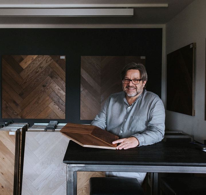 Beratung im Showroom Robert Fischbacher