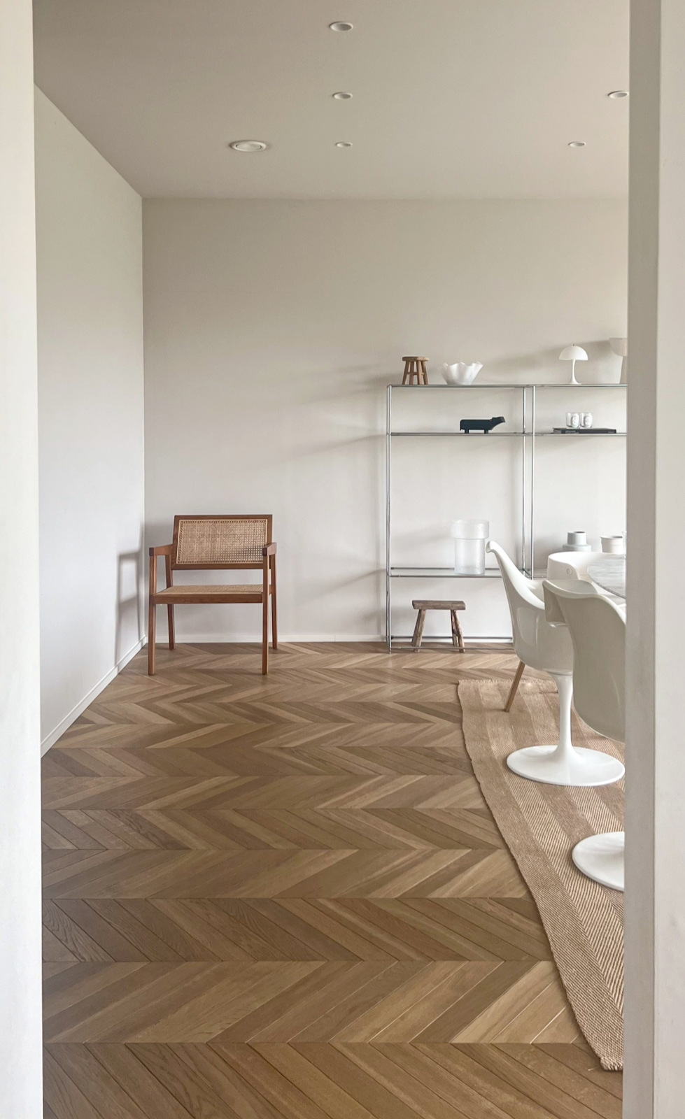 Französisches Fischgrät: Eiche Antik Smoky Horse - Greige Chevron Antikparkett Räuchereiche saskia_li