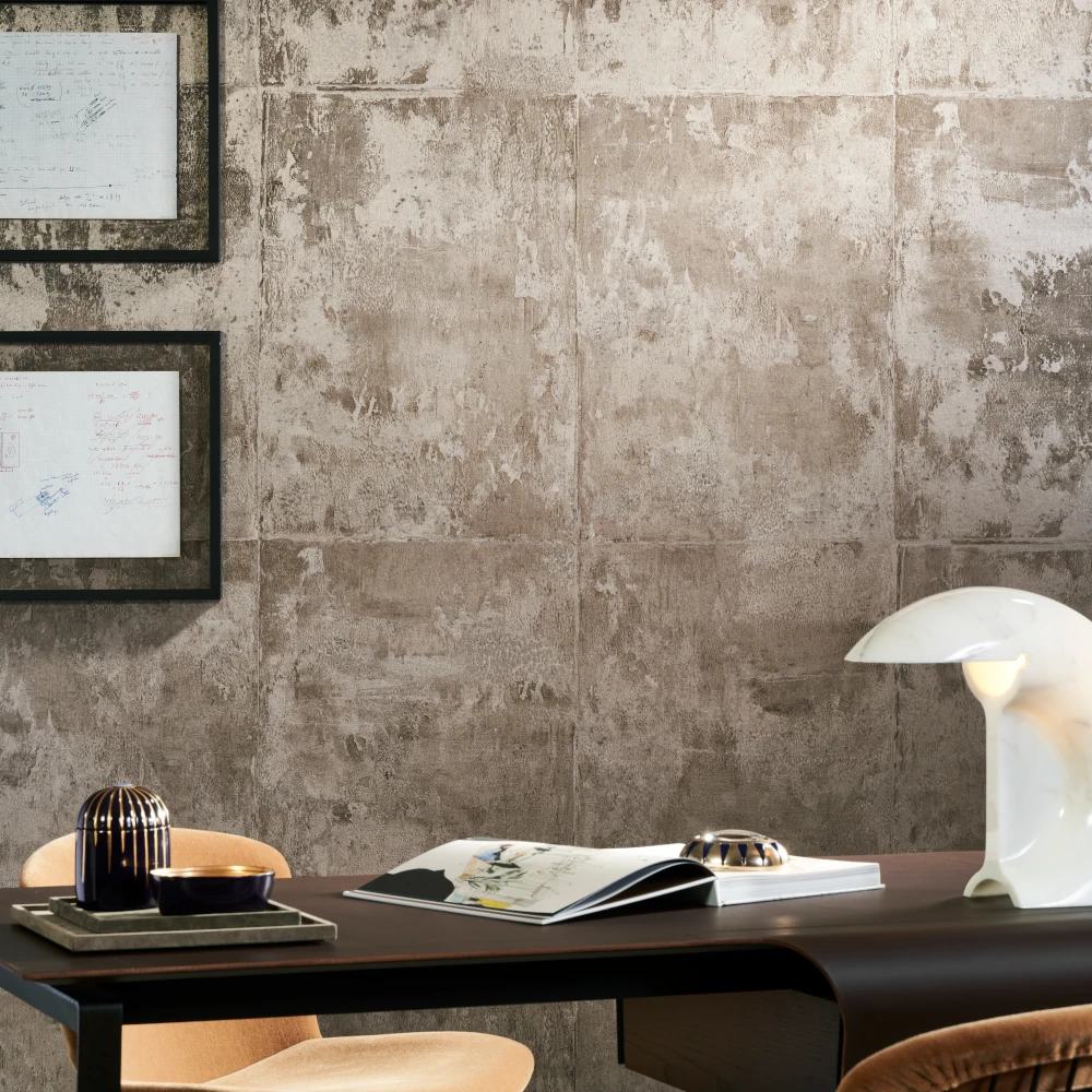 Platinum – Taupe – 85505A Metalltapete mit Schreibtisch