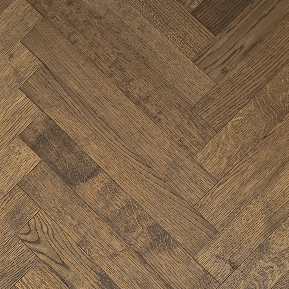 Fischgrät Eiche Noblesse Chestnut Braunes Fischgrät-Parkett Massivholz