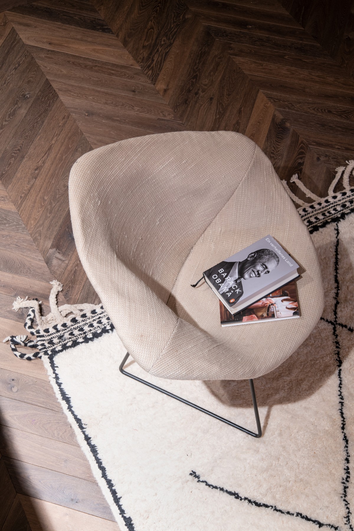 Französisches Fischgrät Eiche Antik Räuchereiche Antibes Chevron Antikbearbeitung