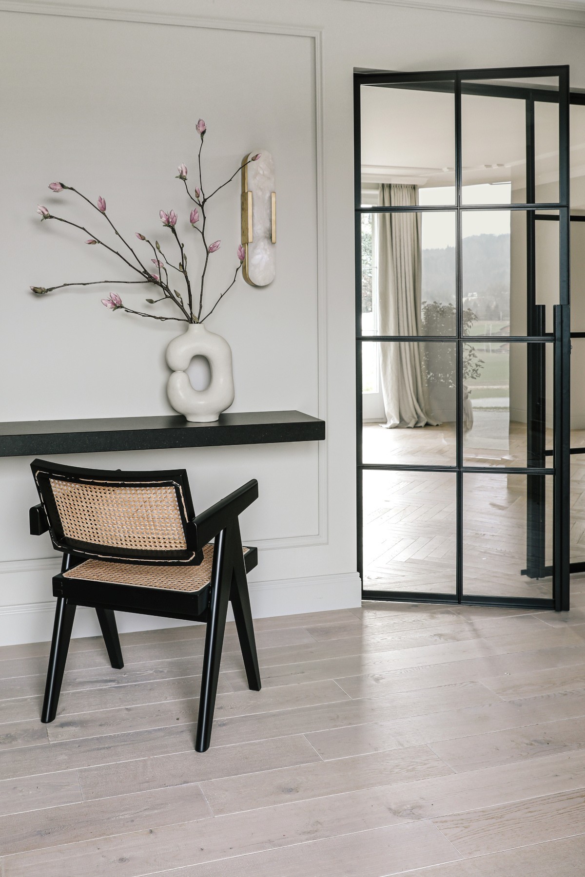 Dielen Eiche Noblesse Polar White Massivdielen weiß antik Schweiz Villa