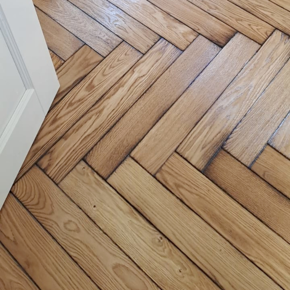 Eiche Old Tullan, gebrannte Kanten Fischgrätparkett