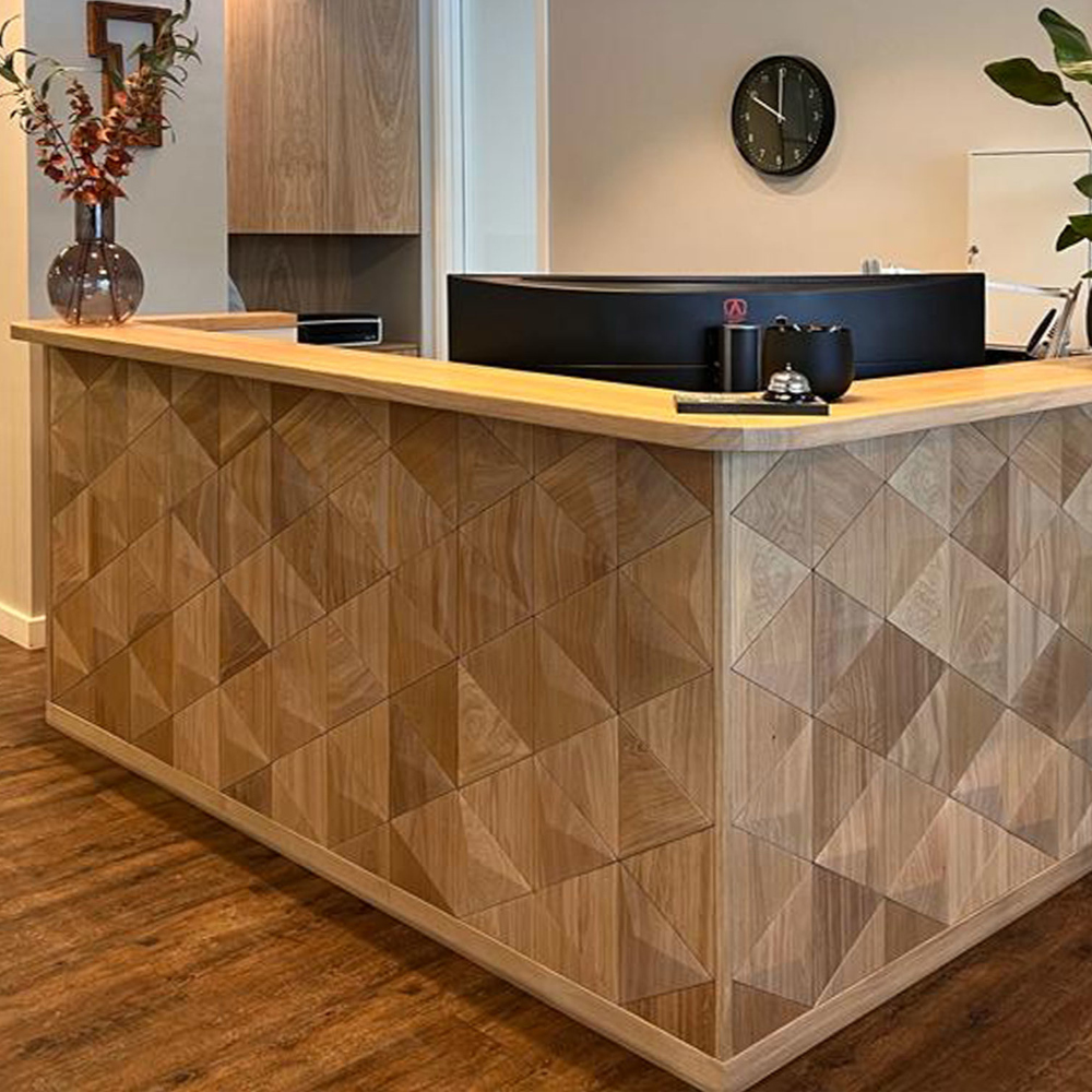 Wanddesign 3D: Pyramide und Dreieck, Eiche natur geölt Dreieck (2D) - Wand-Design Exklusiv