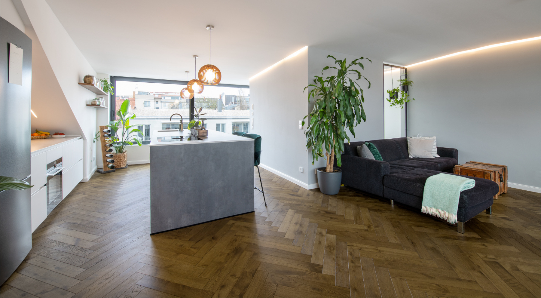 Fischgrät Chestnut Naturöl, Eiche massiv Massivholz, braunes Fischgrätparkett