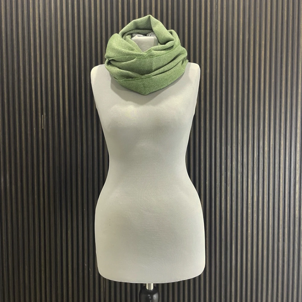 Weicher Wollschal aus Schurwolle, Irish Vibes Grüner Wollschal