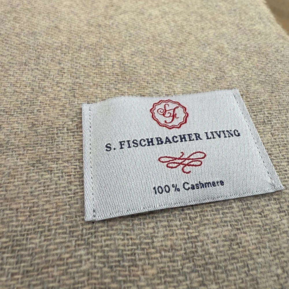 Plaid 100 % Cashmere - Grey & Beige Plaid 100 % Cashmere - Grey & Beige