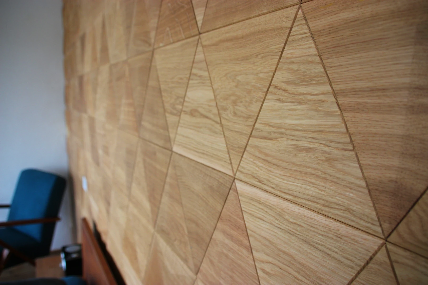 Wanddesign Exklusiv / 3D, Pyramide / Dreieck Eiche geölt Wandverkleidung Holz