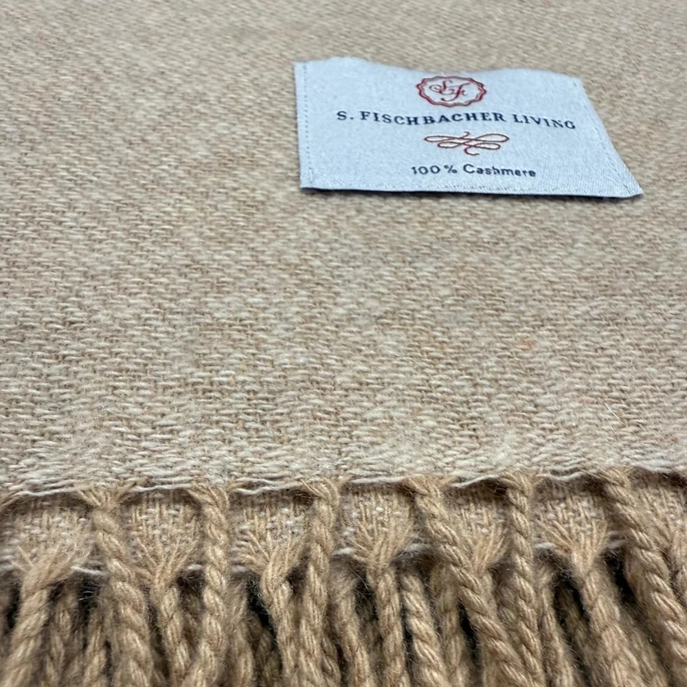 Plaid 100 % Cashmere - Natural & Camel Plaid 100 % Cashmere - Natural & Camel