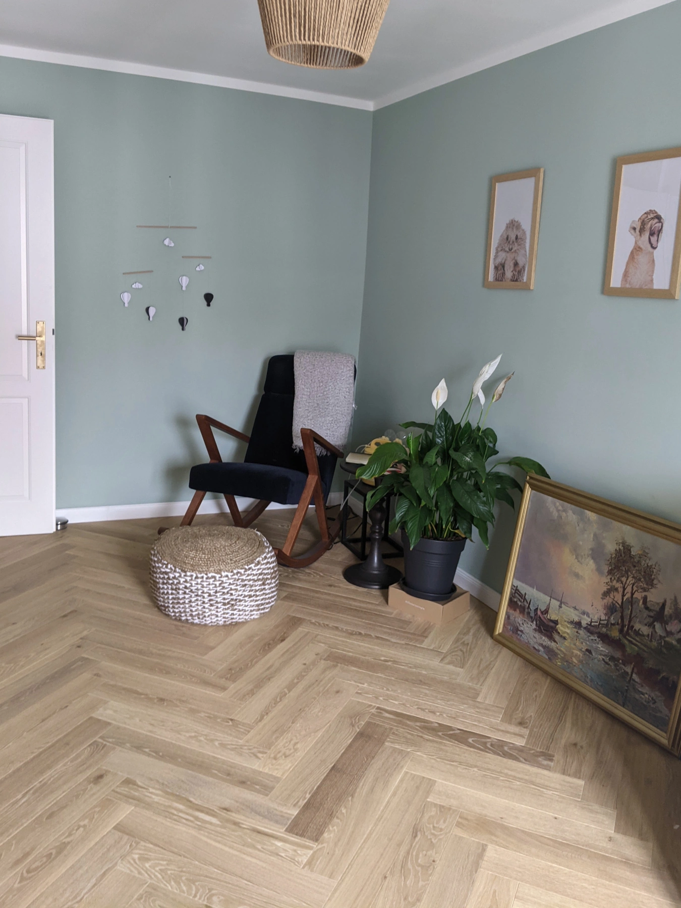 Fischgrät Sägerau Clear White, Eiche massiv Massivparkett, helles Fischgrätparkett