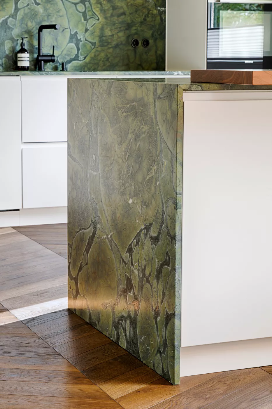 Chevron Räuchereiche