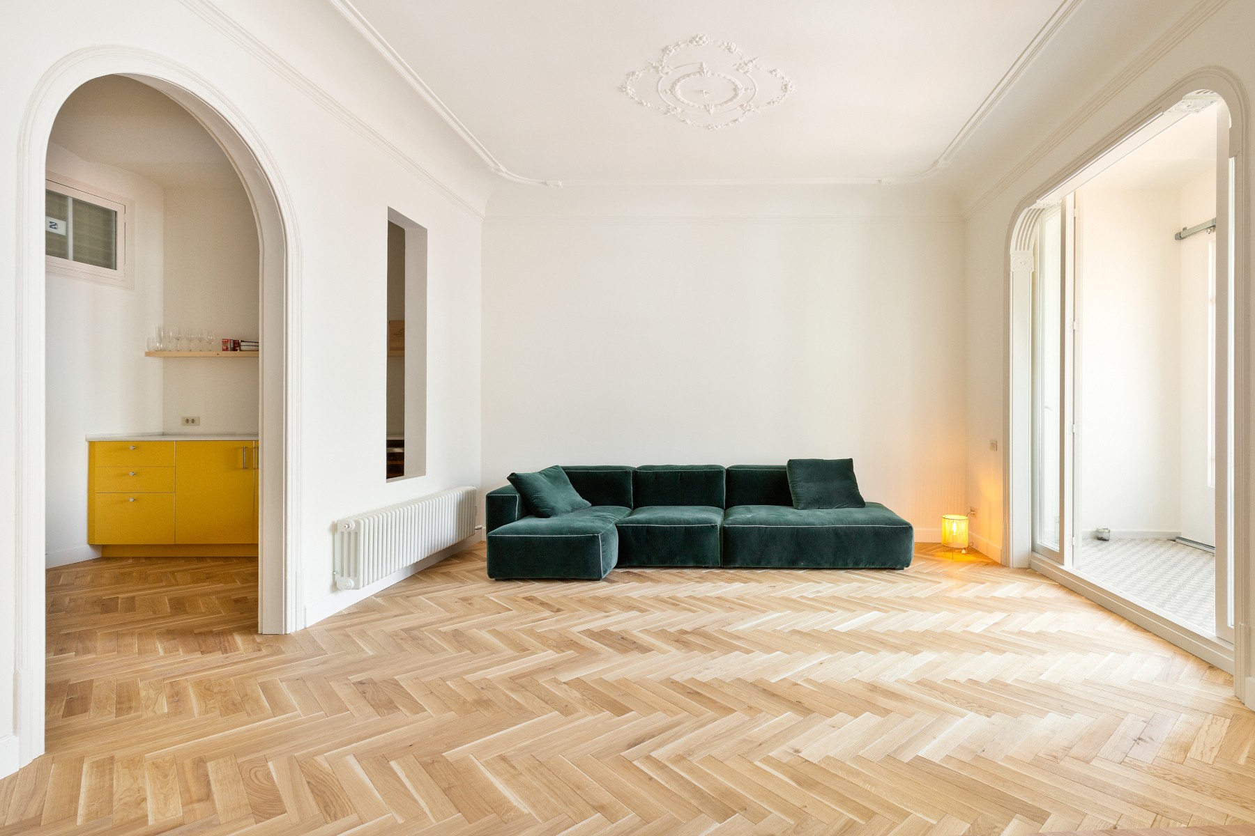 Fischgrät Antik Golden Horse, Barcelona Altbau Denkmalschutz Katalanischer Jugendstil