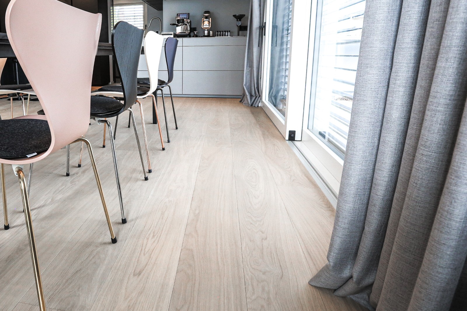 Landhausdielen Eiche Superwhite Helle Eichendielen Esstisch