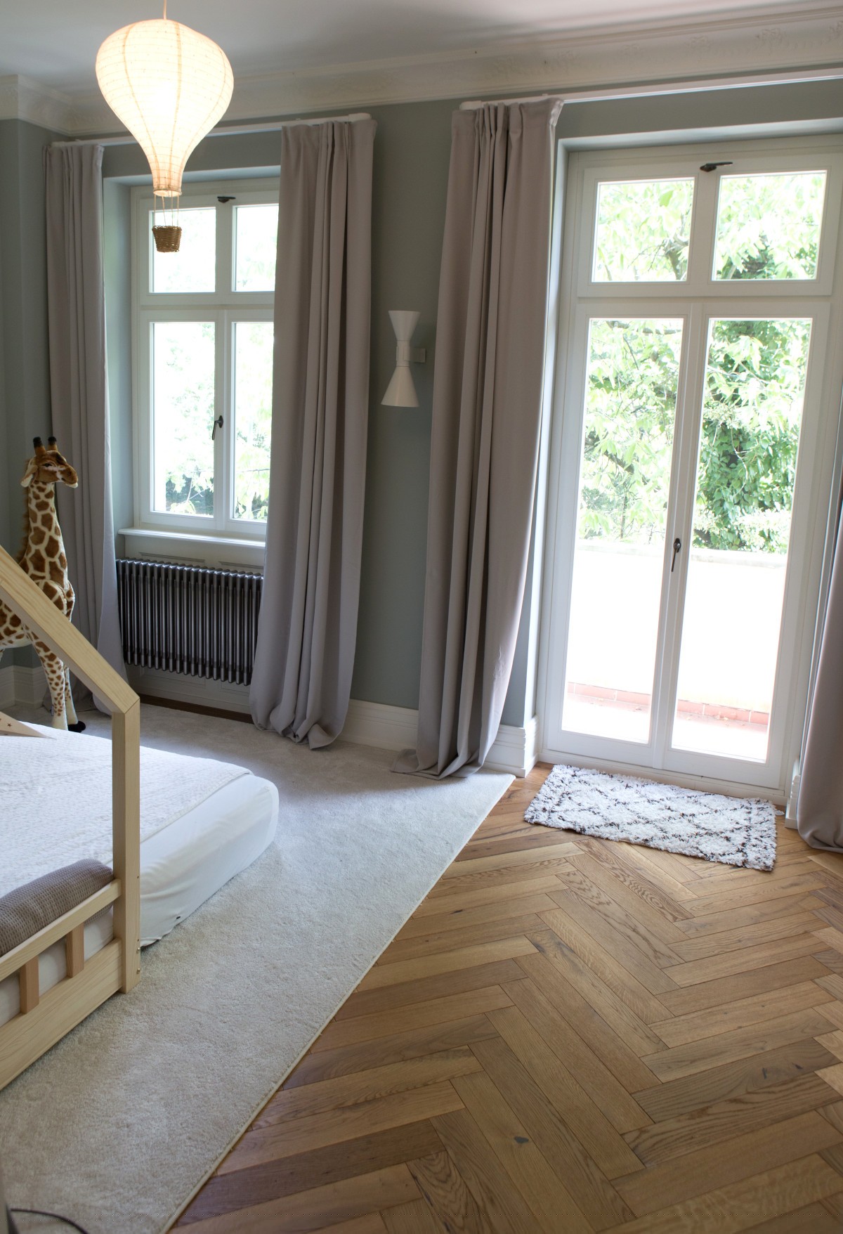 Fischgrät aus Altholz im denkmalgeschützten Altbau Fischgrätparkett, Altholzparkett, Naturöl