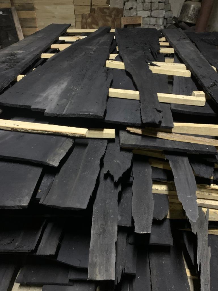 Mooreiche im Trocknungsprozess Mooreiche Herstellung Bog Oak