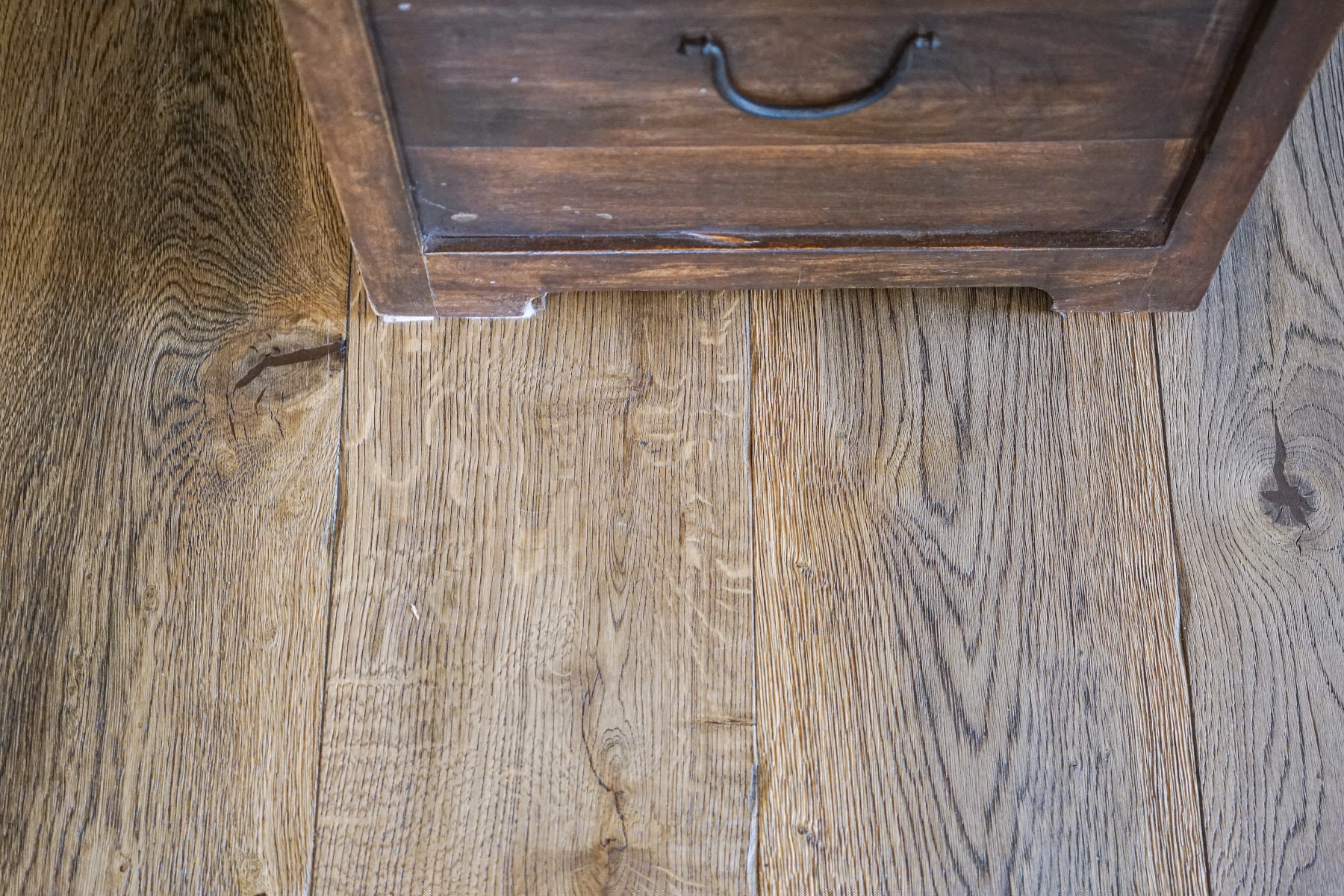 Wirtshausboden Avignon - Eichendielen Massivholzdielen, Massivdielen