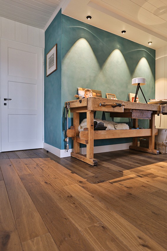 Landhausdielen Räuchereiche Antik Perpignan  Historisches Seehaus Antikparkett