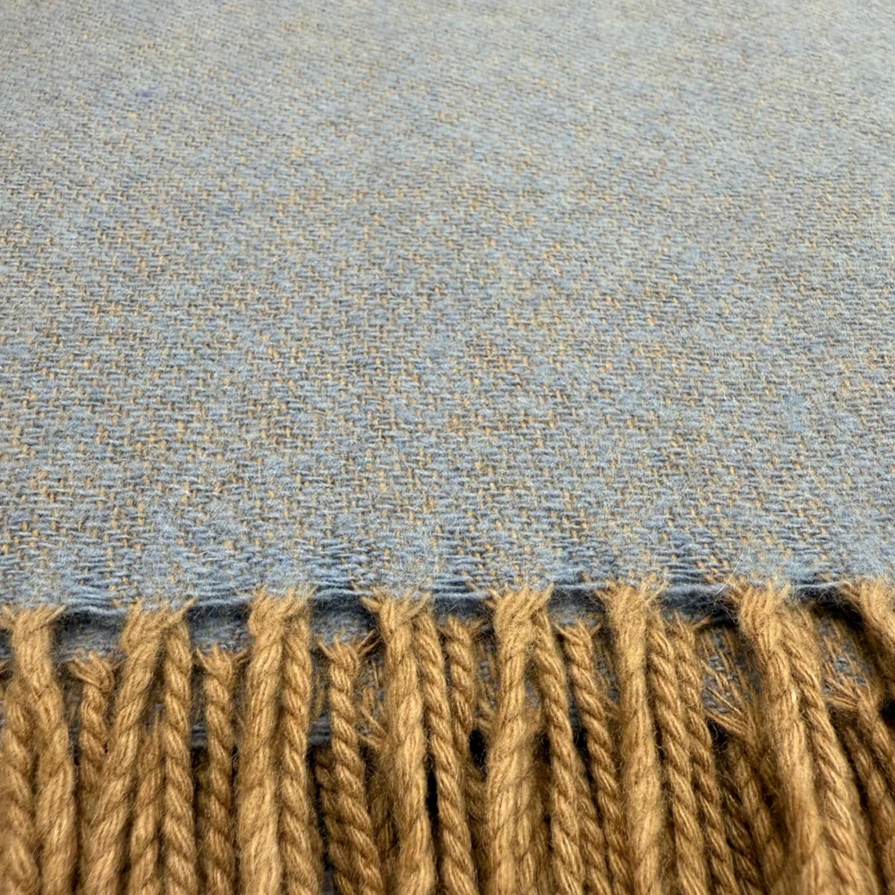 Plaid 100 % Cashmere - Beige & Soft Blue Plaid 100 % Cashmere - Beige & Soft Blue