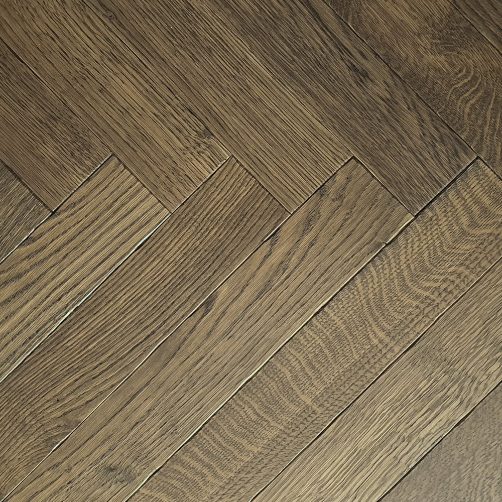 Fischgrät Eiche Antik Almond Horse Braunes Fischgrätparkett Herringbone Antikparkett
