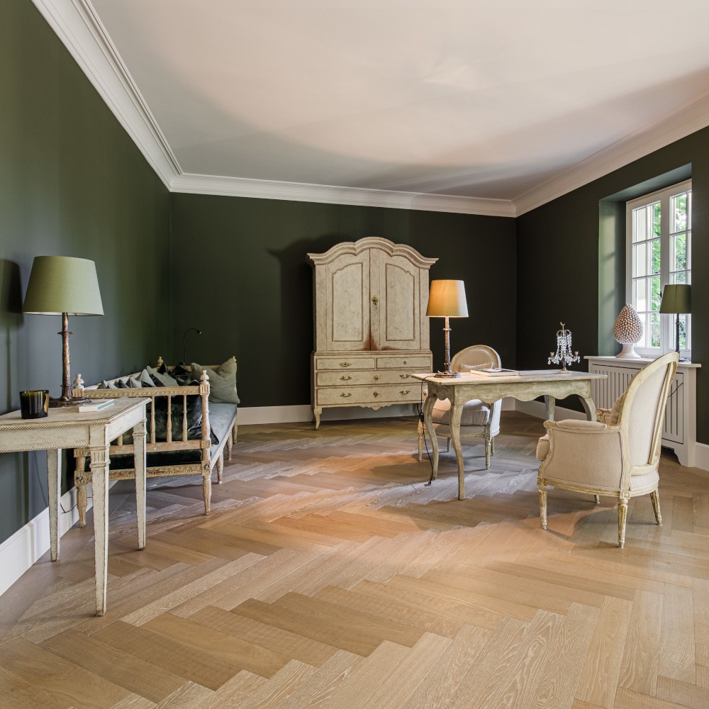 Fischgrät Eiche Antik Sägerau Cristal Grey Antikparkett Schweiz Villa